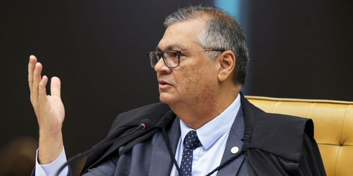 dino-diz-que-crimes-da-trama-golpista-nao-podem-ser-anistiados dino-diz-que-crimes-da-trama-golpista-nao-podem-ser-anistiados
