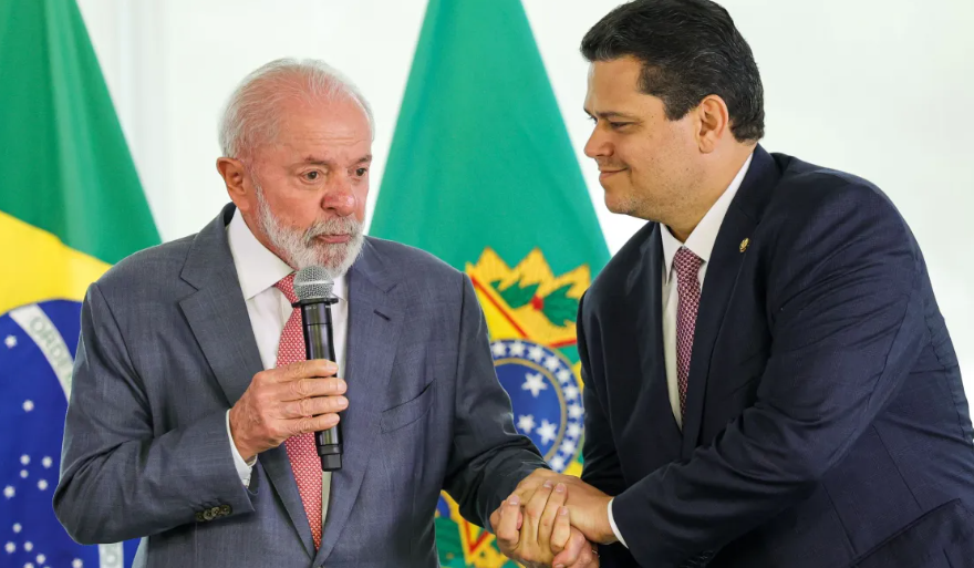 lula-reafirma-a-alcolumbre-ser-contra-qualquer-anistia lula-reafirma-a-alcolumbre-ser-contra-qualquer-anistia