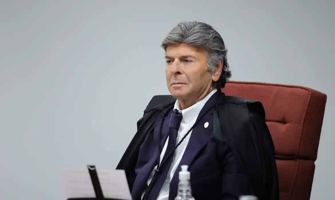 fux-cita-mensalao-como-exemplo-mas-tambem-esquece-que-votou-contra-naquele-caso fux-cita-mensalao-como-exemplo-mas-tambem-esquece-que-votou-contra-naquele-caso