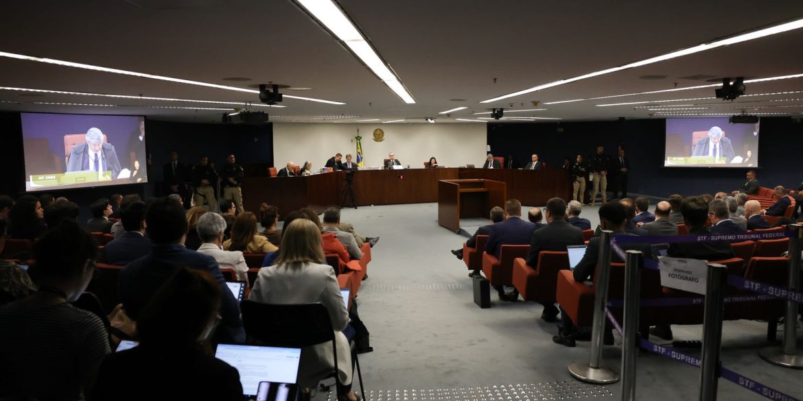 stf-retoma-julgamento-de-bolsonaro-apos-intervalo;-fux-prossegue-voto stf-retoma-julgamento-de-bolsonaro-apos-intervalo;-fux-prossegue-voto