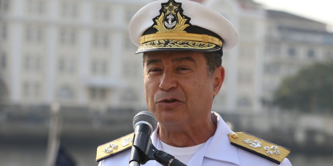fux-vota-pela-absolvicao-de-ex-comandante-da-marinha-almir-garnier fux-vota-pela-absolvicao-de-ex-comandante-da-marinha-almir-garnier