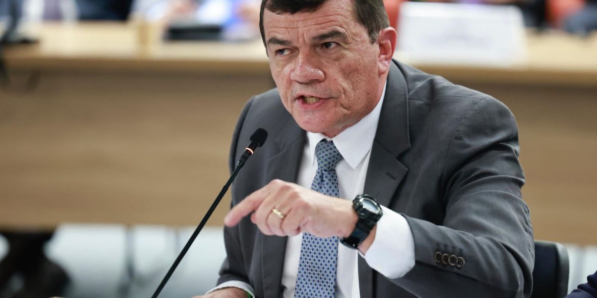 fux-vota-pela-absolvicao-de-ex-ministro-da-defesa-de-bolsonaro fux-vota-pela-absolvicao-de-ex-ministro-da-defesa-de-bolsonaro