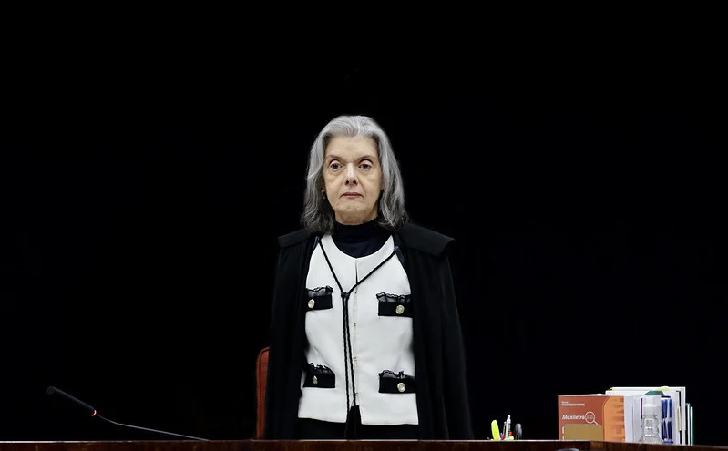 carmen-lucia-vota-em-julgamento-de-bolsonaro-e-mais-sete-reus-pela-trama-golpista;-siga carmen-lucia-vota-em-julgamento-de-bolsonaro-e-mais-sete-reus-pela-trama-golpista;-siga