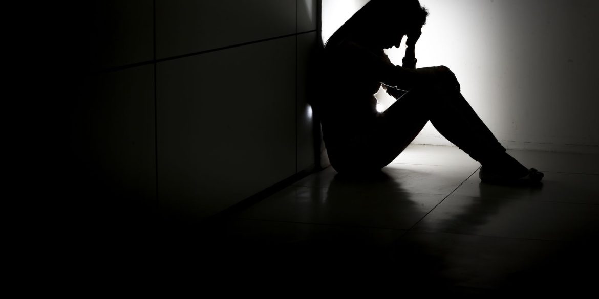 governo-institui-dias-de-prevencao-ao-suicidio-e-a-automutilacao governo-institui-dias-de-prevencao-ao-suicidio-e-a-automutilacao