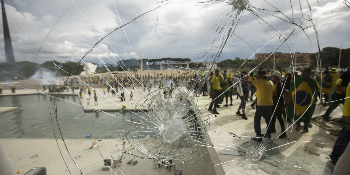 bolsonaro-e-aliados-deverao-pagar-r$-30-milhoes-pela-depredacao-no-8/1 bolsonaro-e-aliados-deverao-pagar-r$-30-milhoes-pela-depredacao-no-8/1