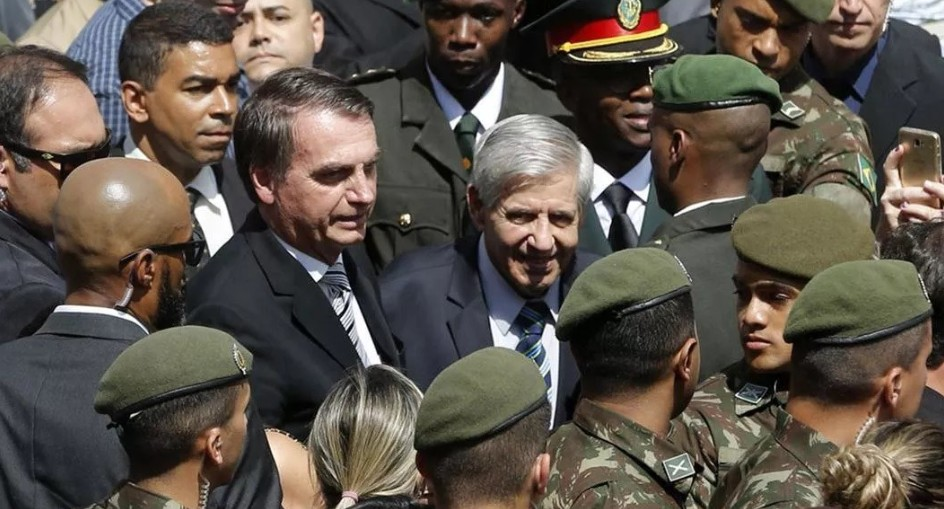 mp-pede-ao-tcu-suspensao-dos-salarios-de-bolsonaro-e-militares-condenados mp-pede-ao-tcu-suspensao-dos-salarios-de-bolsonaro-e-militares-condenados