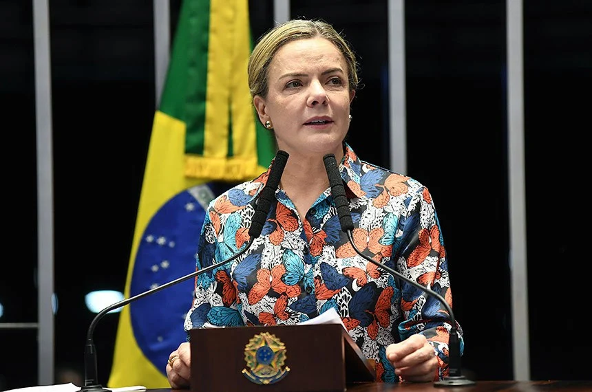 gleisi-comemora-condenacao-de-bolsonaro-e-rechaca-anistia,-mas-sinaliza-para-reducao-de-penas-do-8/1 gleisi-comemora-condenacao-de-bolsonaro-e-rechaca-anistia,-mas-sinaliza-para-reducao-de-penas-do-8/1