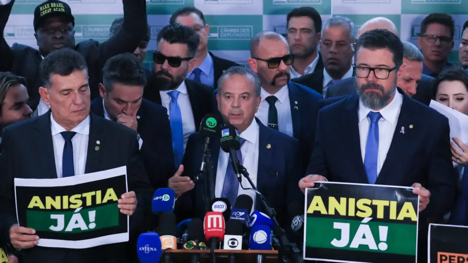 com-a-condenacao-de-bolsonaro,-oposicao-passa-a-ter-pauta-unica:-anistia com-a-condenacao-de-bolsonaro,-oposicao-passa-a-ter-pauta-unica:-anistia