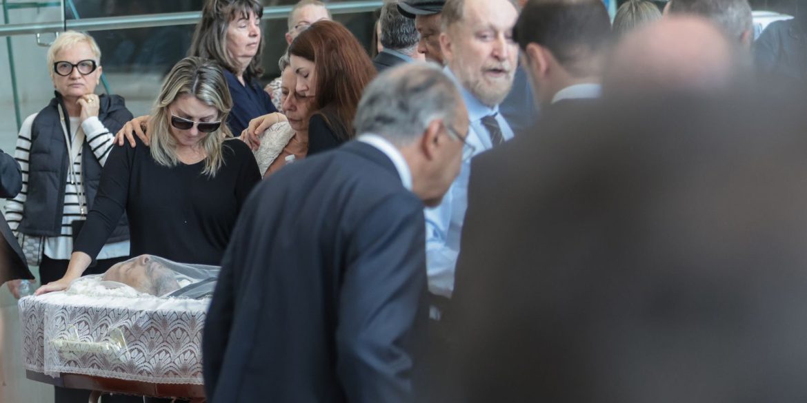 corpo-de-ex-delegado-geral-executado-em-praia-grande-e-velado-na-alesp corpo-de-ex-delegado-geral-executado-em-praia-grande-e-velado-na-alesp