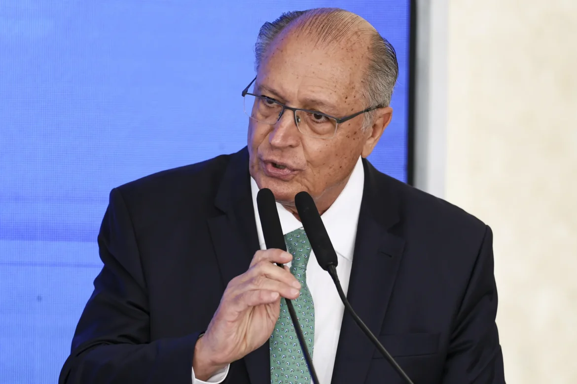 alckmin-descarta-uso-da-lei-da-reciprocidade;-setores-de-cafe-e-calcados-ja-sentem-efeitos-das-tarifas alckmin-descarta-uso-da-lei-da-reciprocidade;-setores-de-cafe-e-calcados-ja-sentem-efeitos-das-tarifas