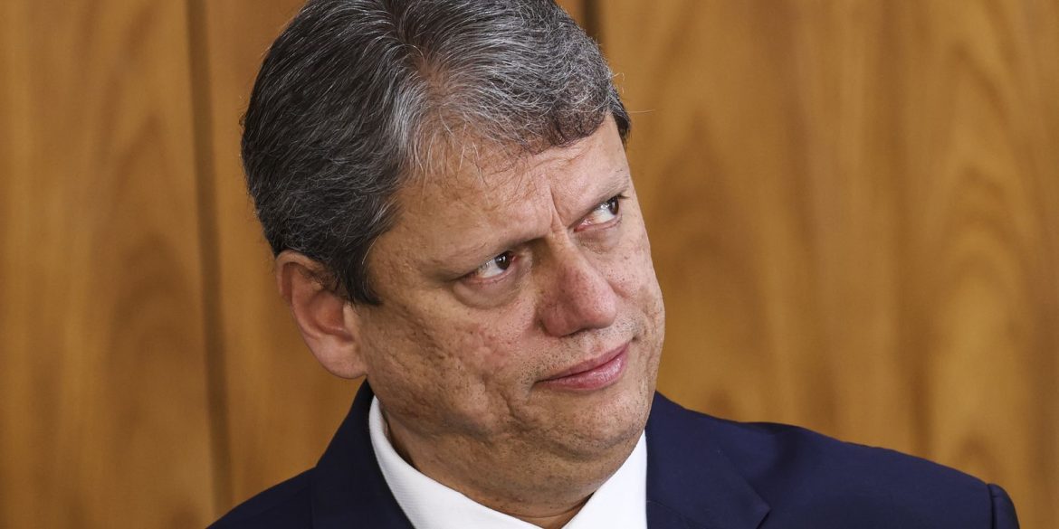moraes-pede-parecer-da-pgr-sobre-pedido-para-investigar-tarcisio moraes-pede-parecer-da-pgr-sobre-pedido-para-investigar-tarcisio