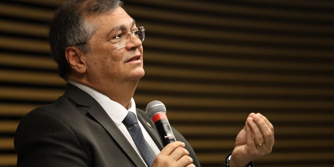 dino-determina-que-pf-investigue-conduta-de-bolsonaro-durante-pandemia dino-determina-que-pf-investigue-conduta-de-bolsonaro-durante-pandemia