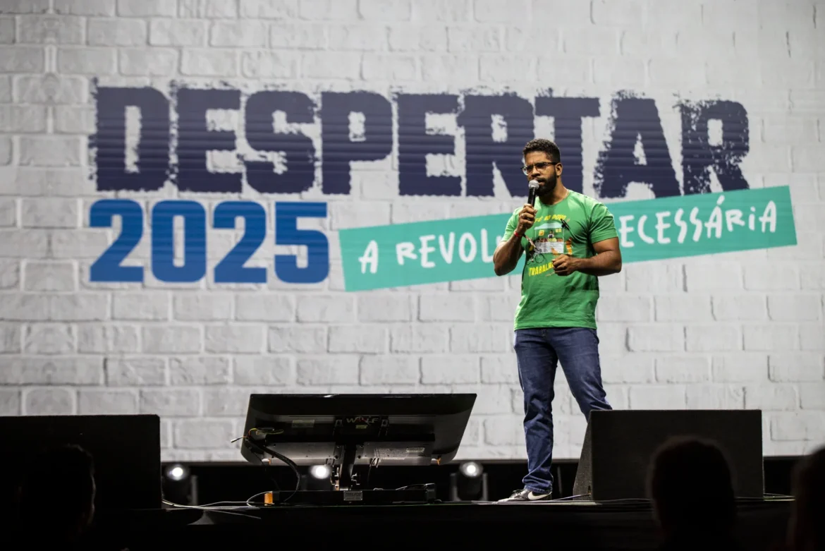 despertar-2025:-de-escala-6×1-a-revolucao,-jones-manoel-explica-lutas-dos-brasileiros despertar-2025:-de-escala-6×1-a-revolucao,-jones-manoel-explica-lutas-dos-brasileiros