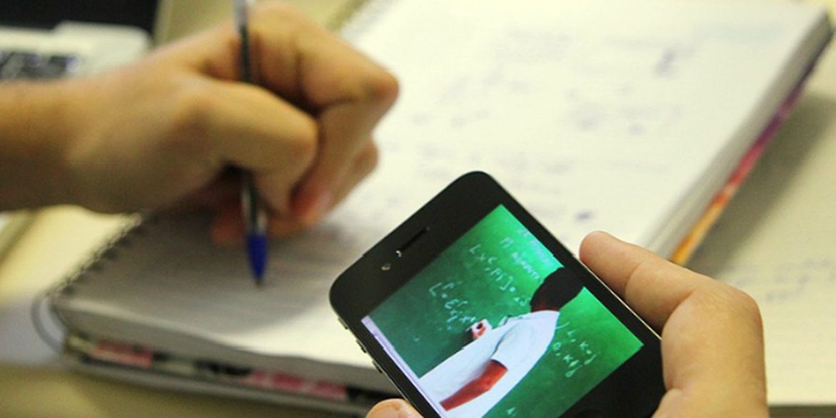 brasil-tem-mais-alunos-em-cursos-a-distancia-que-em-presenciais brasil-tem-mais-alunos-em-cursos-a-distancia-que-em-presenciais