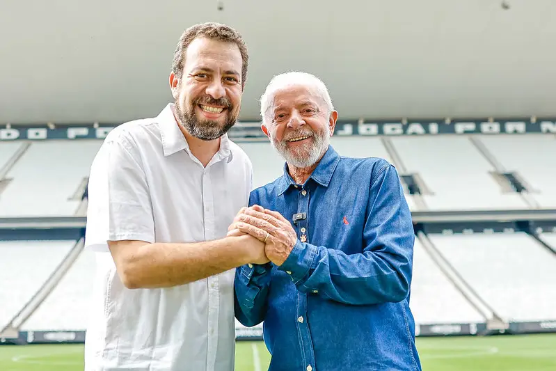 lula-avisa-a-auxiliares-que-vai-anunciar-boulos-como-ministro-ao-voltar-dos-eua lula-avisa-a-auxiliares-que-vai-anunciar-boulos-como-ministro-ao-voltar-dos-eua