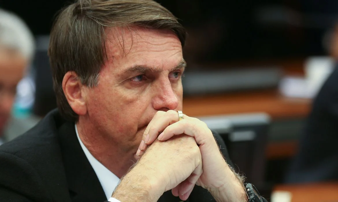 bolsonaro-pede-ao-stf-revogacao-da-prisao-domiciliar-apos-nao-ser-denunciado-por-pgr bolsonaro-pede-ao-stf-revogacao-da-prisao-domiciliar-apos-nao-ser-denunciado-por-pgr