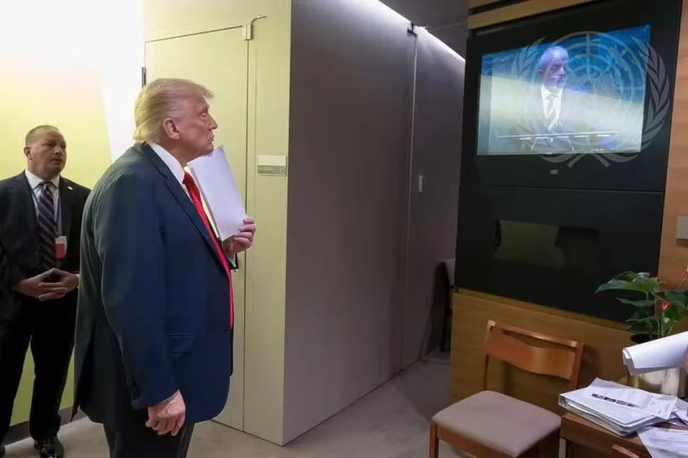 foto-de-trump-acompanhando-discurso-de-lula-na-assembleia-geral-a-onu-e-divulgada foto-de-trump-acompanhando-discurso-de-lula-na-assembleia-geral-a-onu-e-divulgada
