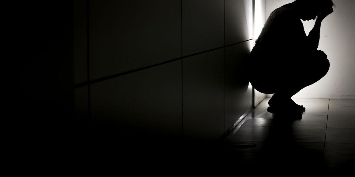 uma-em-cada-4-pessoas-ja-pensou-em-suicidio,-alerta-pesquisa uma-em-cada-4-pessoas-ja-pensou-em-suicidio,-alerta-pesquisa