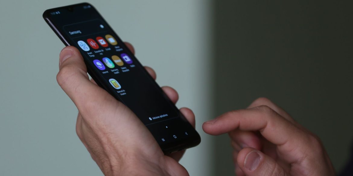 veto-a-celular-leva-80%-dos-alunos-a-prestar-mais-atencao-nas-aulas veto-a-celular-leva-80%-dos-alunos-a-prestar-mais-atencao-nas-aulas