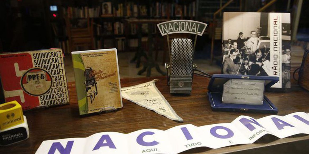 viva-maria-celebra-o-dia-nacional-do-radio viva-maria-celebra-o-dia-nacional-do-radio
