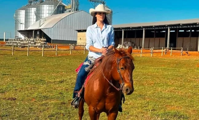 ex-miss-mato-grosso-e-acusada-de-manter-20-homens-em-condicao-de-trabalho-analogo-a-escravidao ex-miss-mato-grosso-e-acusada-de-manter-20-homens-em-condicao-de-trabalho-analogo-a-escravidao