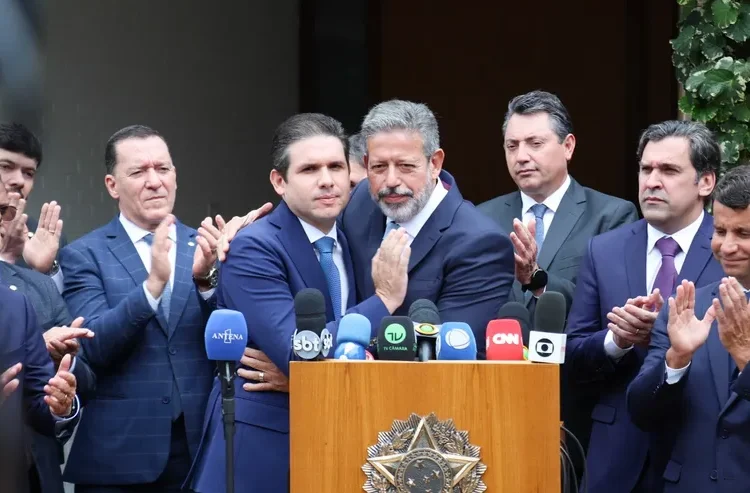 70%-desaprovam-a-camara 70%-desaprovam-a-camara