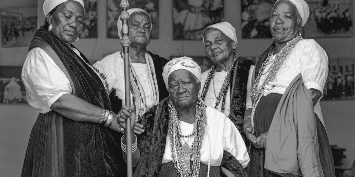 exposicao-de-fotografias-traz-olhar-de-artistas-negros-da-bahia exposicao-de-fotografias-traz-olhar-de-artistas-negros-da-bahia