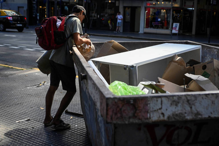 pobreza-cai-na-argentina-e-atinge-31,6%-no-primeiro-semestre-deste-ano pobreza-cai-na-argentina-e-atinge-31,6%-no-primeiro-semestre-deste-ano