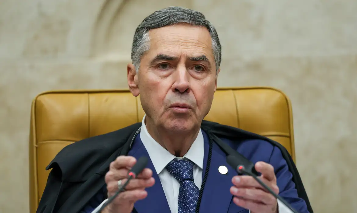 barroso-diz-que-e-favoravel-a-reducao-de-penas-para-condenados-pelo-8/1 barroso-diz-que-e-favoravel-a-reducao-de-penas-para-condenados-pelo-8/1