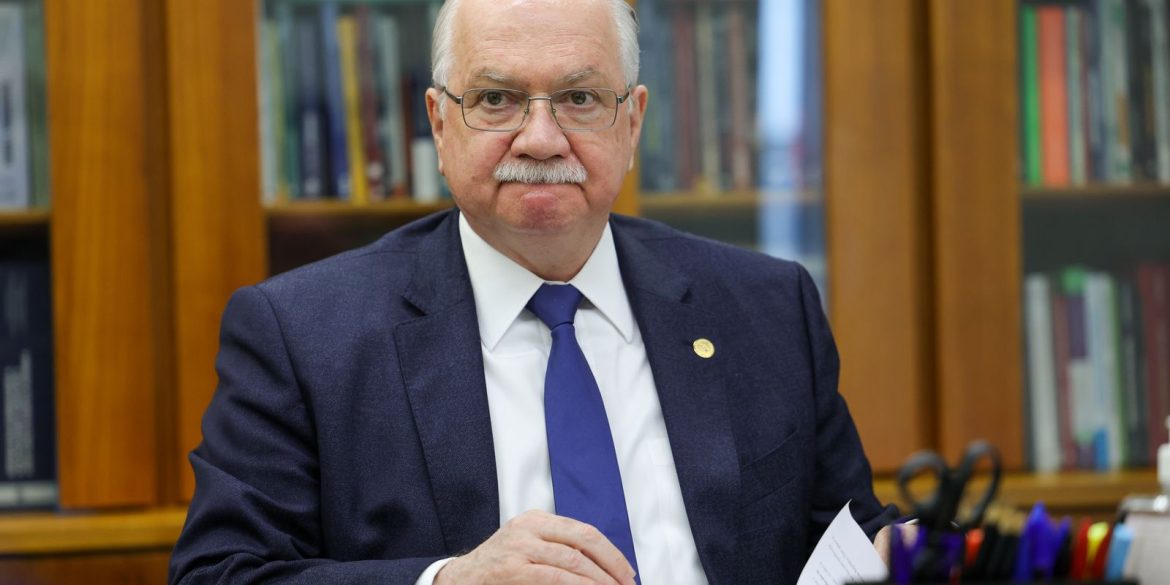 fachin:-gestao-sera-marcada-por-dialogo-e-defesa-dos-diretos-humanos fachin:-gestao-sera-marcada-por-dialogo-e-defesa-dos-diretos-humanos