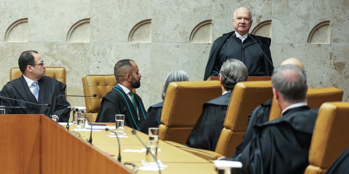 stf-nao-deixara-de-julgar-leis-que-afrontam-a-constituicao,-diz-fachin stf-nao-deixara-de-julgar-leis-que-afrontam-a-constituicao,-diz-fachin