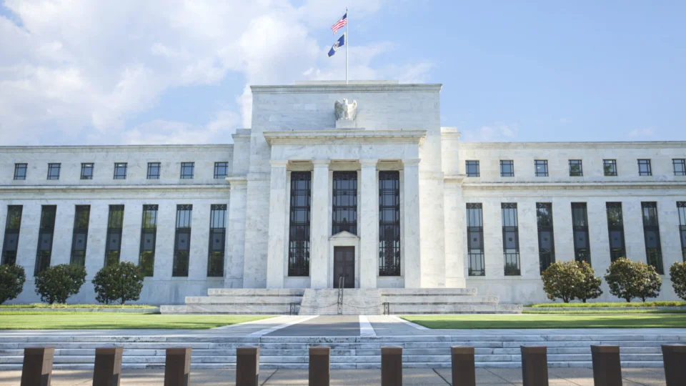fed-sem-bussola:-shutdown-nos-eua-suspende-divulgacao-de-dados-economicos fed-sem-bussola:-shutdown-nos-eua-suspende-divulgacao-de-dados-economicos