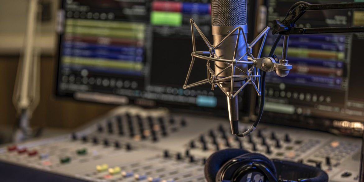 hoje-e-dia:-radioagencia-nacional,-mulheres-e-john-lennon-em-destaque hoje-e-dia:-radioagencia-nacional,-mulheres-e-john-lennon-em-destaque