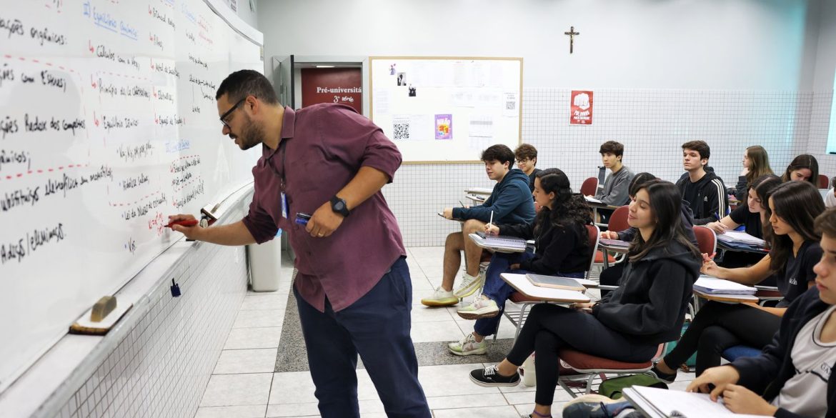 numero-de-professores-temporarios-no-brasil-e-maior-que-na-ocde numero-de-professores-temporarios-no-brasil-e-maior-que-na-ocde