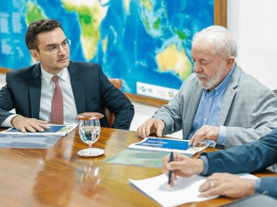 uniao-brasil-abre-processo-de-expulsao-de-sabino-e-afasta-ministro-das-funcoes-partidarias-por-60-dias uniao-brasil-abre-processo-de-expulsao-de-sabino-e-afasta-ministro-das-funcoes-partidarias-por-60-dias