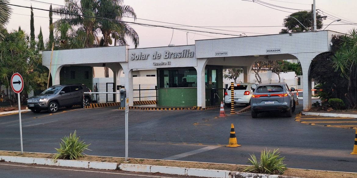 moraes-autoriza-bolsonaro-a-receber-barbeiro-em-casa moraes-autoriza-bolsonaro-a-receber-barbeiro-em-casa