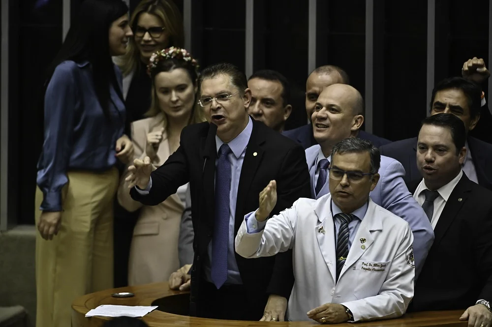 deputados-da-oposicao-confirmam-que-tarcisio-articulou-pela-derrubada-da-mp-do-iof deputados-da-oposicao-confirmam-que-tarcisio-articulou-pela-derrubada-da-mp-do-iof