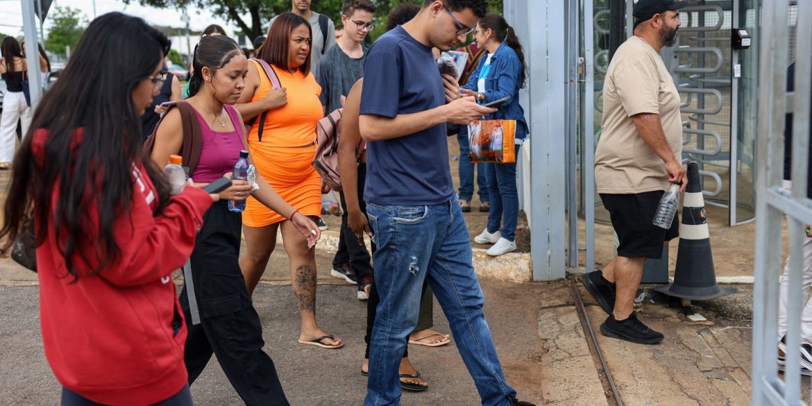 falta-um-mes-para-o-primeiro-dia-de-provas-do-enem-2025 falta-um-mes-para-o-primeiro-dia-de-provas-do-enem-2025