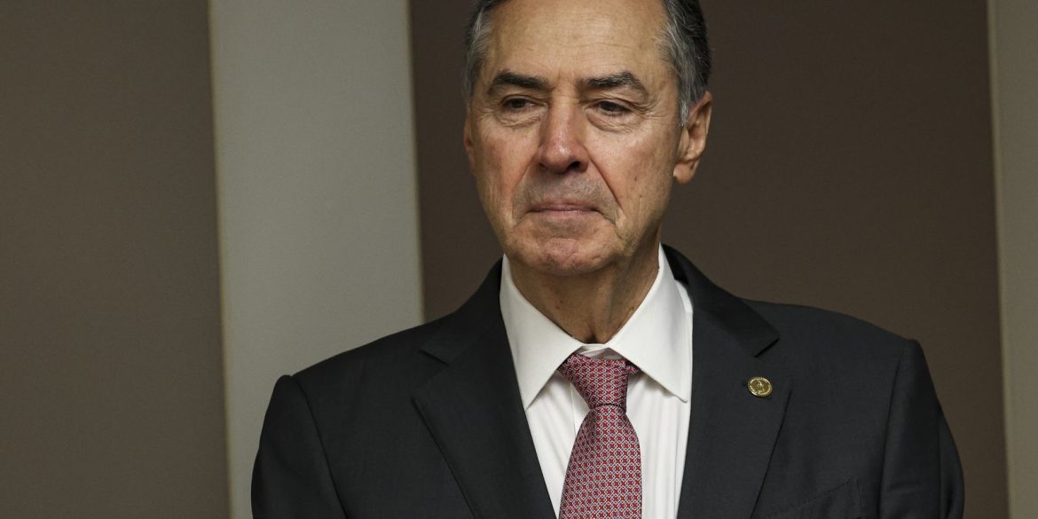 barroso-nega-que-sancoes-dos-eua-pesaram-na-decisao-de-sair-do-stf barroso-nega-que-sancoes-dos-eua-pesaram-na-decisao-de-sair-do-stf