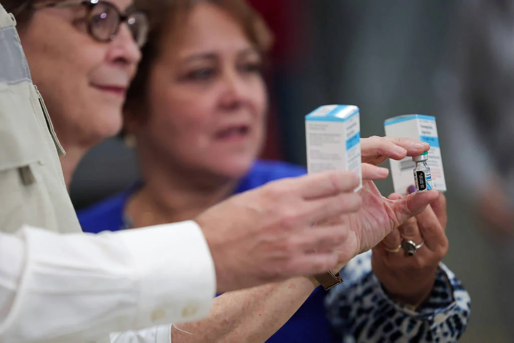 brasil-recebe-primeira-remessa-do-antidoto-fomepizol-para-intoxicacao-por-metanol brasil-recebe-primeira-remessa-do-antidoto-fomepizol-para-intoxicacao-por-metanol