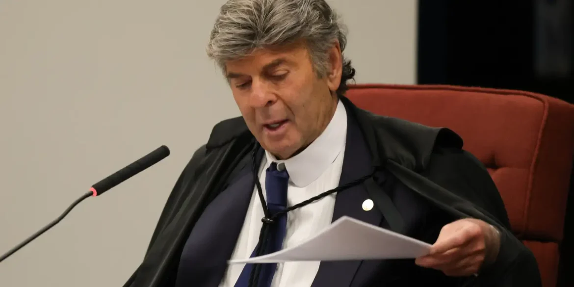fux-pede-vista-e-suspende-julgamento-de-recurso-de-moro-no-stf fux-pede-vista-e-suspende-julgamento-de-recurso-de-moro-no-stf