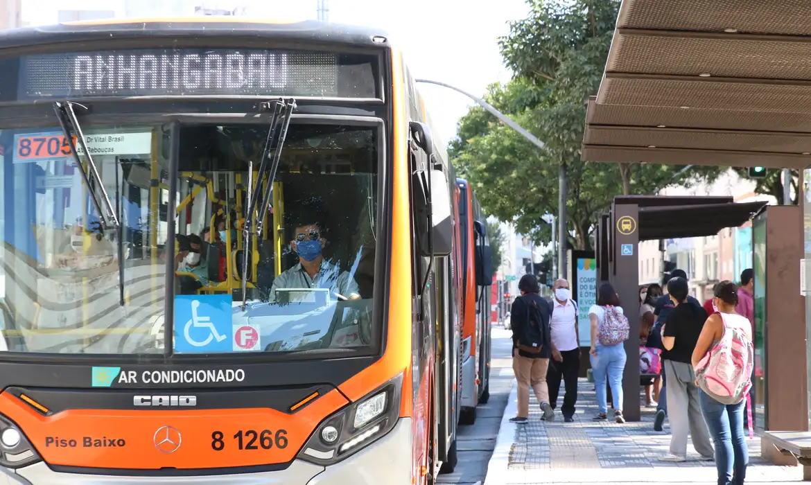 governo-lula-acelera-estudos-para-adocao-de-tarifa-zero-no-transporte-publico governo-lula-acelera-estudos-para-adocao-de-tarifa-zero-no-transporte-publico