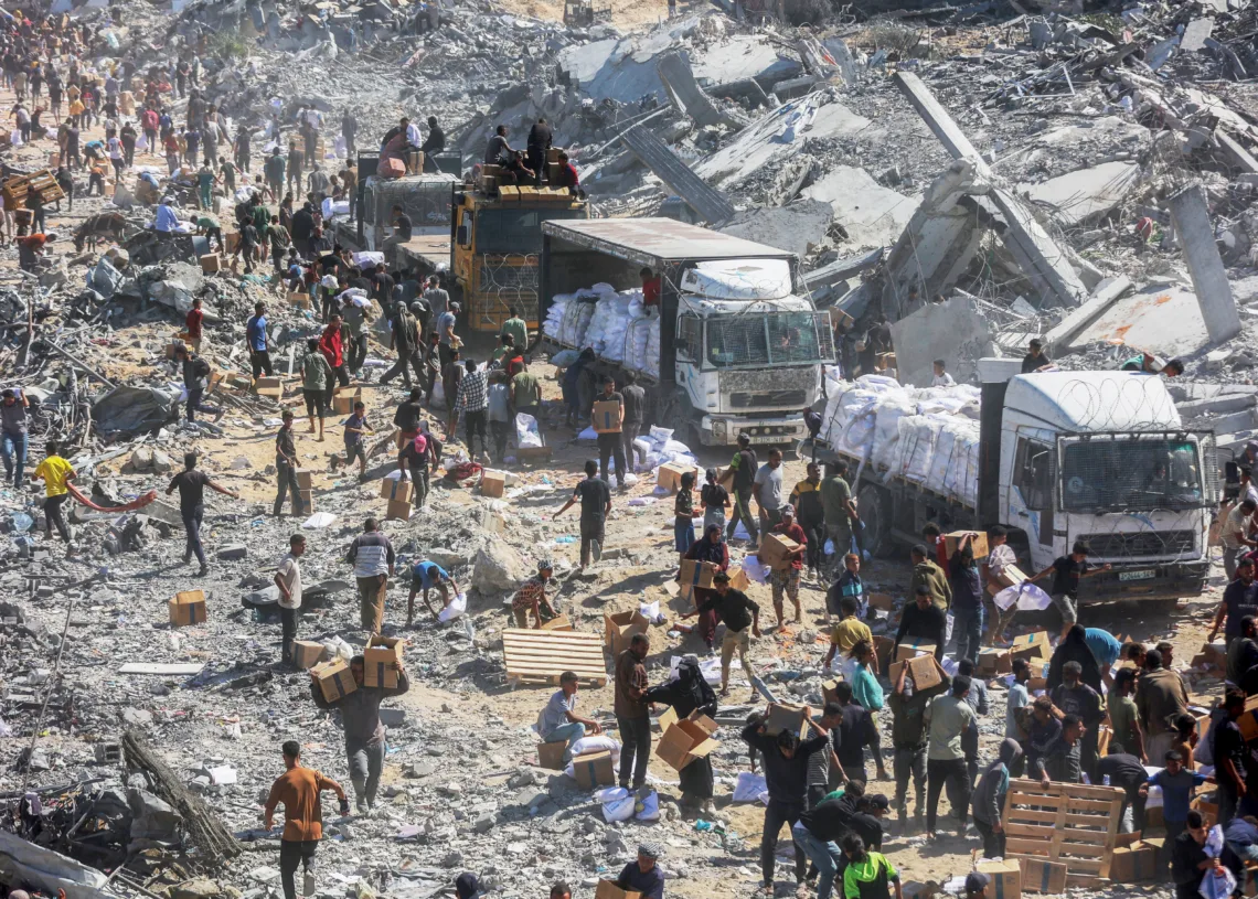 ajuda-humanitaria-chega-a-gaza;-cupula-com-lideres-mundiais-discute-cessar-fogo-nesta-segunda ajuda-humanitaria-chega-a-gaza;-cupula-com-lideres-mundiais-discute-cessar-fogo-nesta-segunda