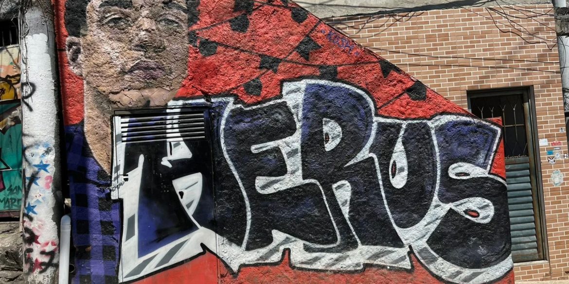 jovem-morto-no-morro-santo-amaro-e-lembrado-em-memorial jovem-morto-no-morro-santo-amaro-e-lembrado-em-memorial