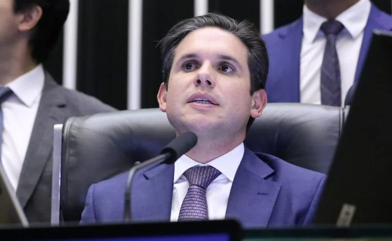 camara-tera-semana-de-votacao-de-projetos-sobre-educacao,-diz-hugo-motta camara-tera-semana-de-votacao-de-projetos-sobre-educacao,-diz-hugo-motta