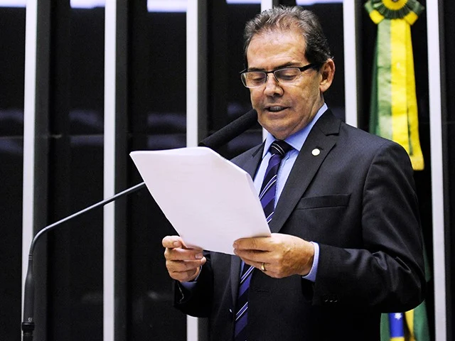 anistia-deve-ser-engavetada-se-nao-avancar-nos-proximos-dias anistia-deve-ser-engavetada-se-nao-avancar-nos-proximos-dias