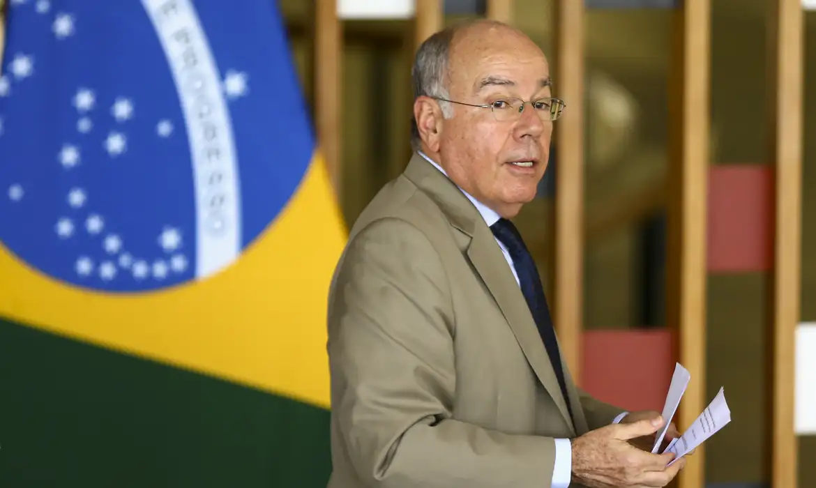 mauro-vieira-se-reune-com-secretario-dos-eua-para-discutir-tarifaco-e-sancoes mauro-vieira-se-reune-com-secretario-dos-eua-para-discutir-tarifaco-e-sancoes
