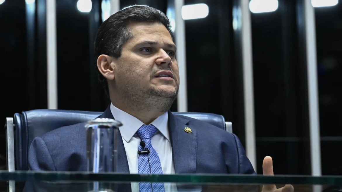 alcolumbre-atende-governo-e-cancela-sessao-para-analisar-vetos-de-lula alcolumbre-atende-governo-e-cancela-sessao-para-analisar-vetos-de-lula