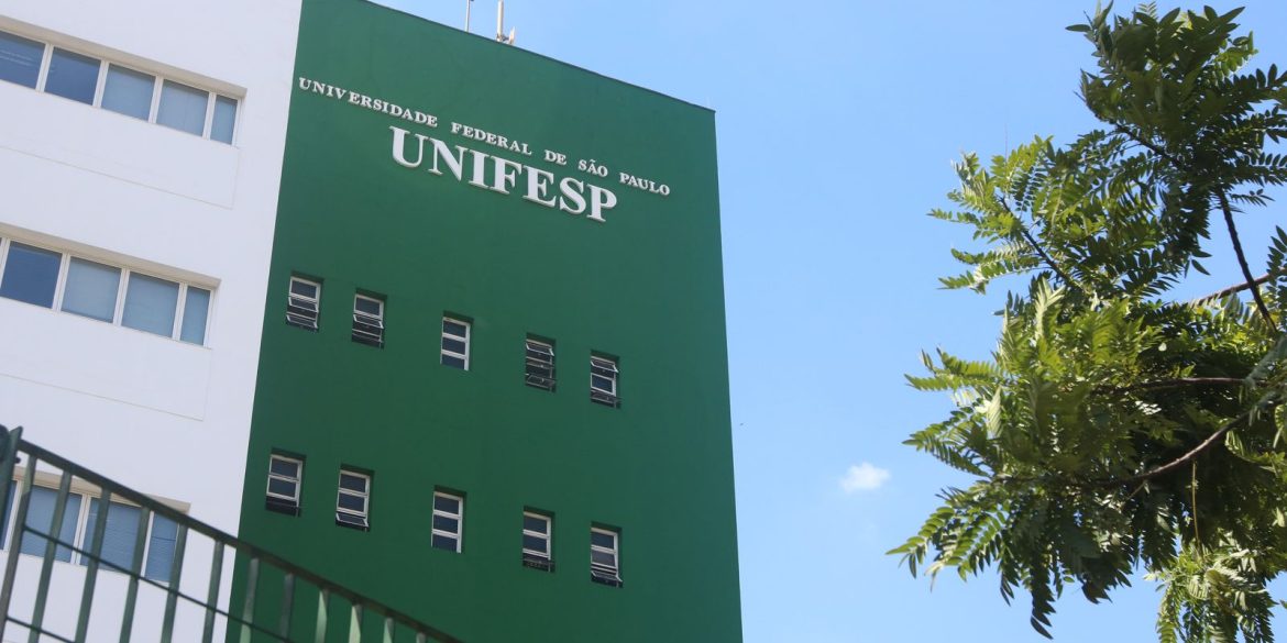 policia-federal-faz-operacao-em-santos-contra-ameacas-a unifesp policia-federal-faz-operacao-em-santos-contra-ameacas-a unifesp