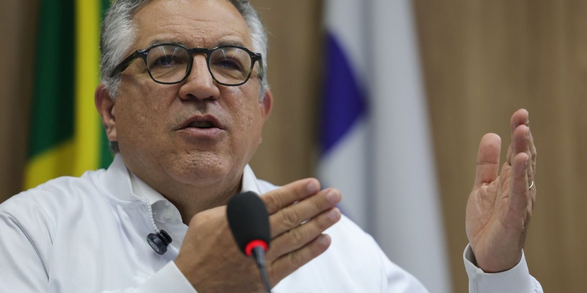 “nao-vamos-negar-aos-nossos-filhos-o-direito-a-vacina”,-diz-padilha “nao-vamos-negar-aos-nossos-filhos-o-direito-a-vacina”,-diz-padilha